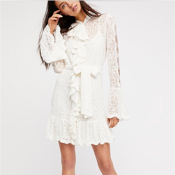Free People Dresses & Skirts - FREE PEOPLE LACE MINI DRESS